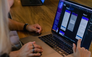 Vhi Graphite partnership header